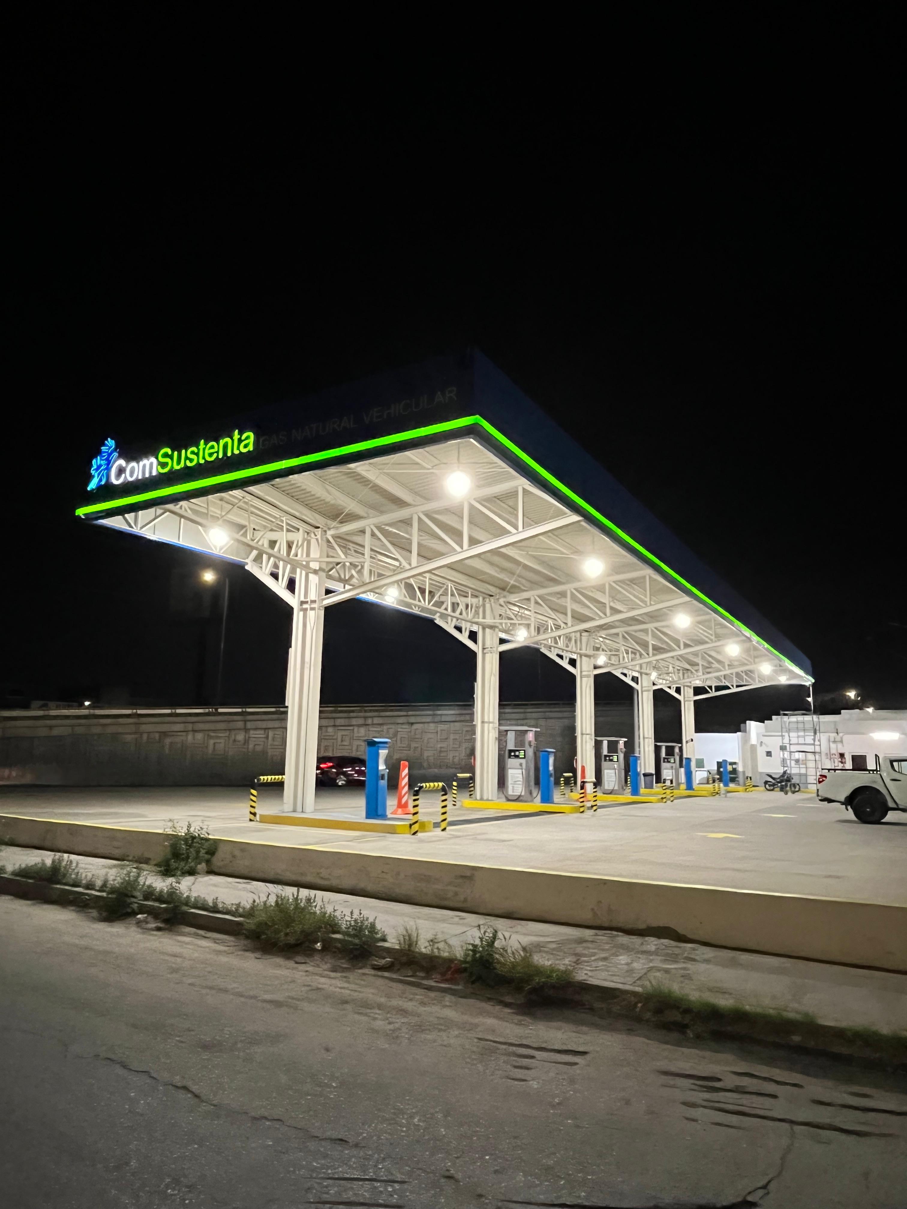 Modernización de Fachada Comercial