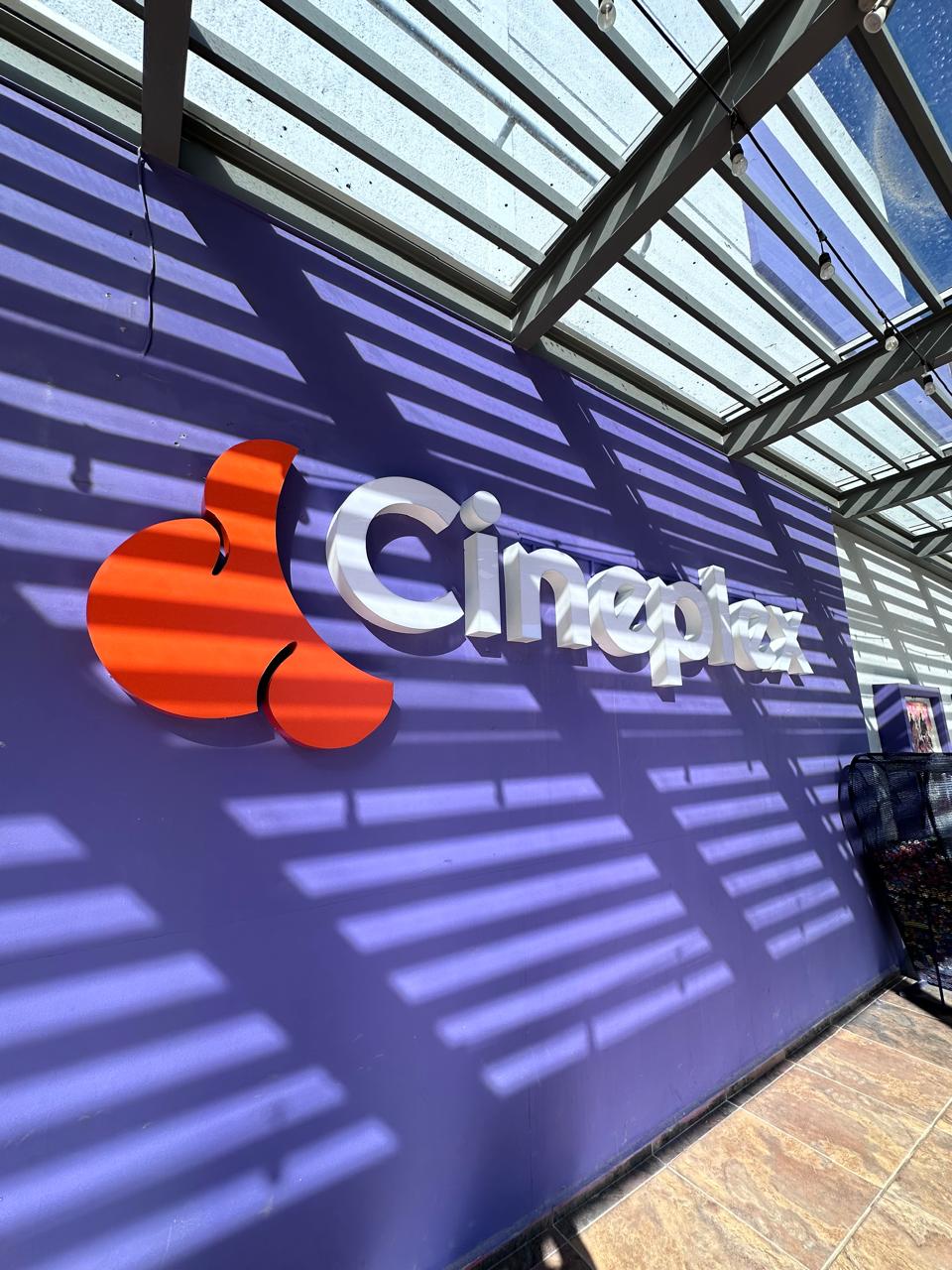 Modernización de Fachada Comercial